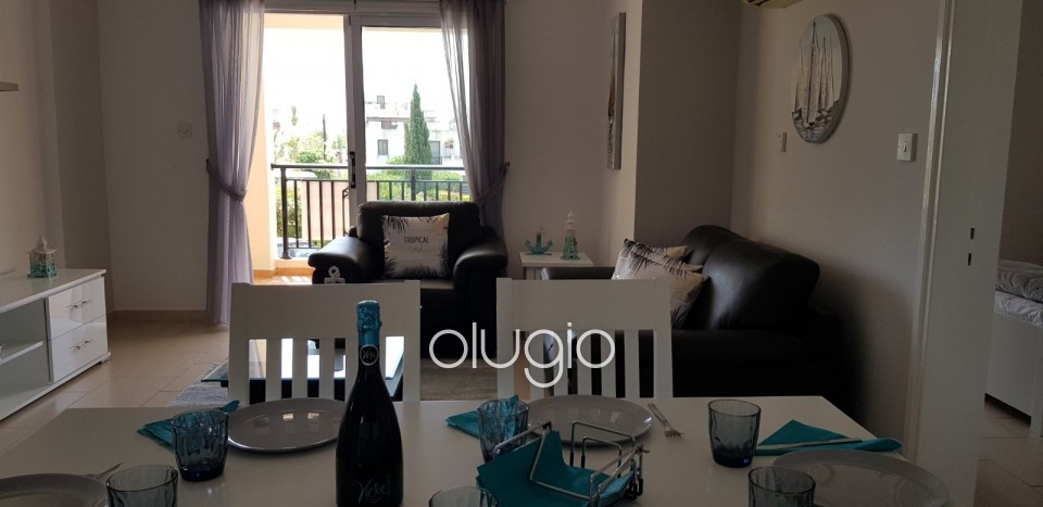 Apartment For Sale in Tombs of the Kings