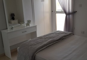 Apartment For Sale in Tombs of the Kings