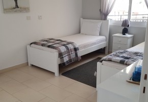 Apartment For Sale in Tombs of the Kings