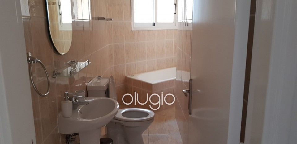 Apartment For Sale in Tombs of the Kings