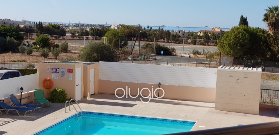 Apartment For Sale in Tombs of the Kings