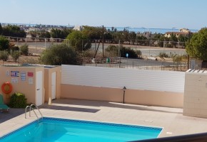 Apartment For Sale in Tombs of the Kings