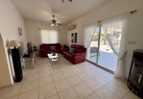 Detached Villa For Sale in Sea Caves - St.George