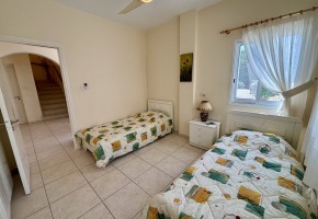 Detached Villa For Sale in Sea Caves - St.George