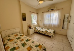 Detached Villa For Sale in Sea Caves - St.George