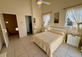 Detached Villa For Sale in Sea Caves - St.George