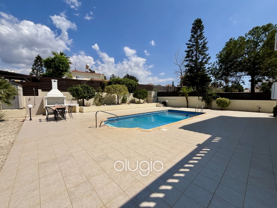 Detached Villa For Sale in Sea Caves - St.George