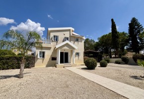 Detached Villa For Sale in Sea Caves - St.George