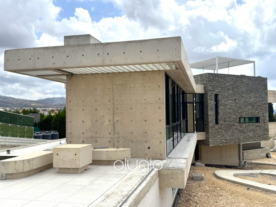 Detached Villa For Sale in Sea Caves - St.George