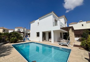 Detached Villa For Sale in Peyia, Paphos - SL24724