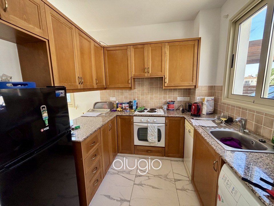 Detached Villa For Sale in Peyia