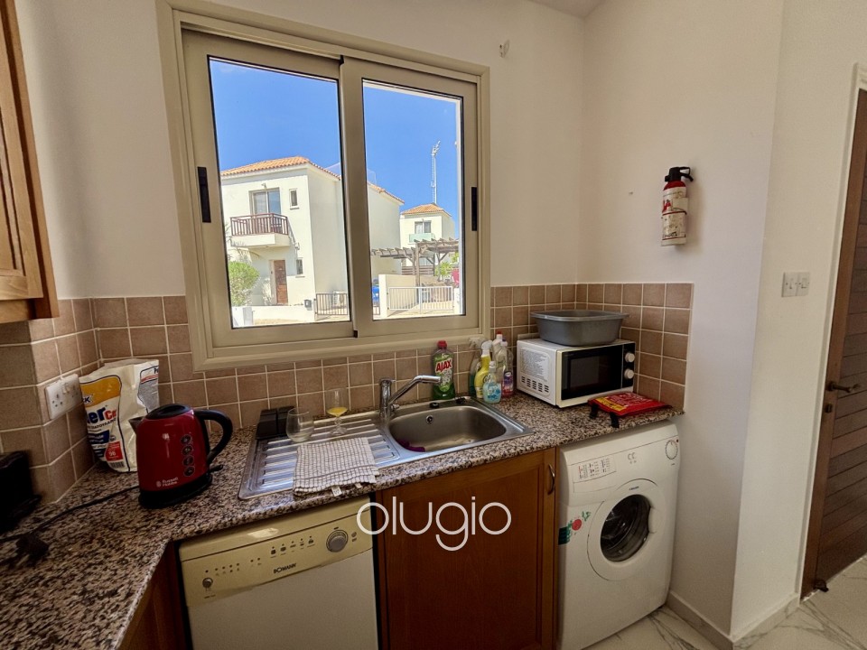 Detached Villa For Sale in Peyia
