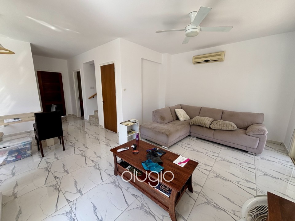 Detached Villa For Sale in Peyia