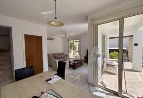 Detached Villa For Sale in Peyia