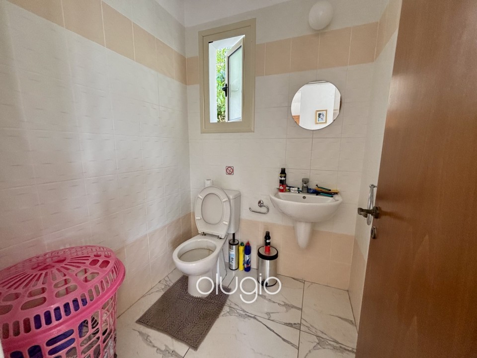 Detached Villa For Sale in Peyia