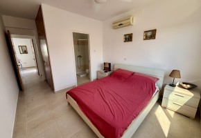 Detached Villa For Sale in Peyia