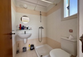 Detached Villa For Sale in Peyia