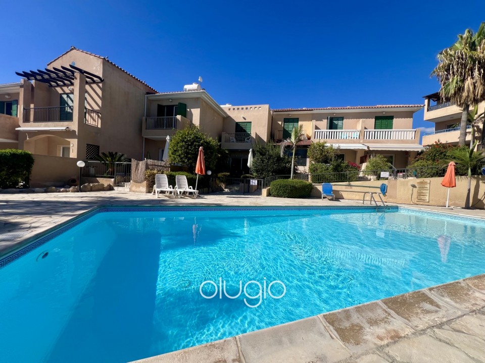 Town House For Sale in Peyia