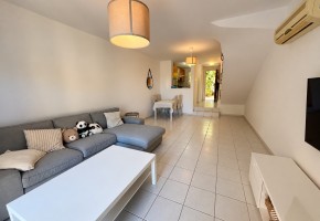 Town House For Sale in Peyia