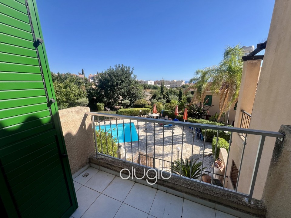Town House For Sale in Peyia