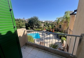 Town House For Sale in Peyia