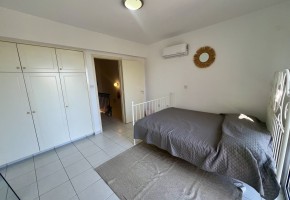 Town House For Sale in Peyia