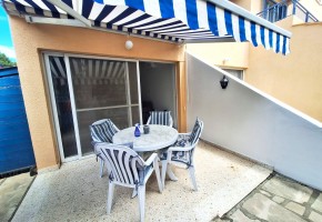 Apartment For Sale in Universal
