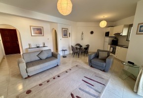 Apartment For Sale in Universal