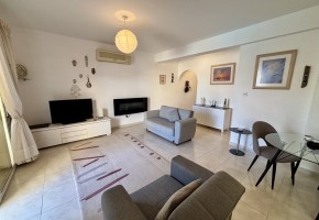 Apartment For Sale in Universal