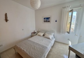 Apartment For Sale in Universal