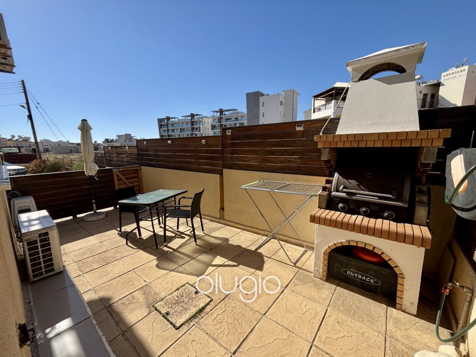 Apartment For Sale in Universal
