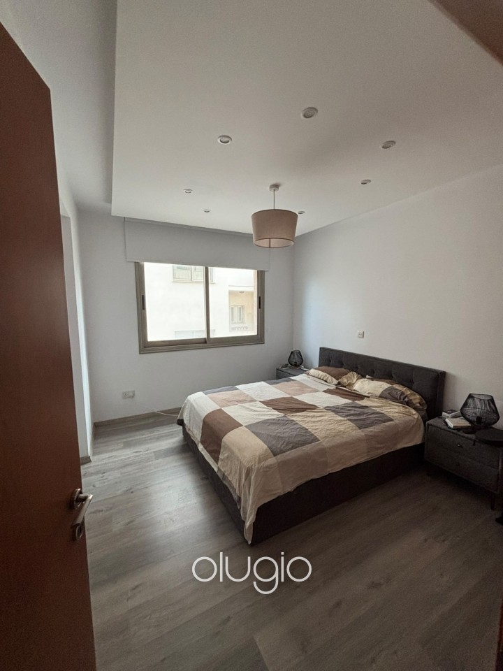 Detached Villa For Rent in Omonia