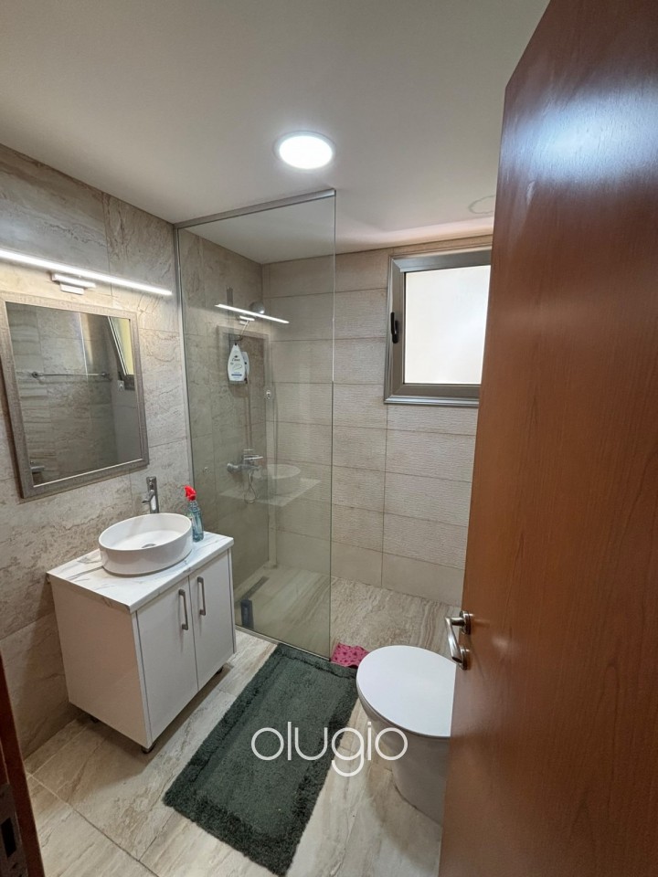 Detached Villa For Rent in Omonia