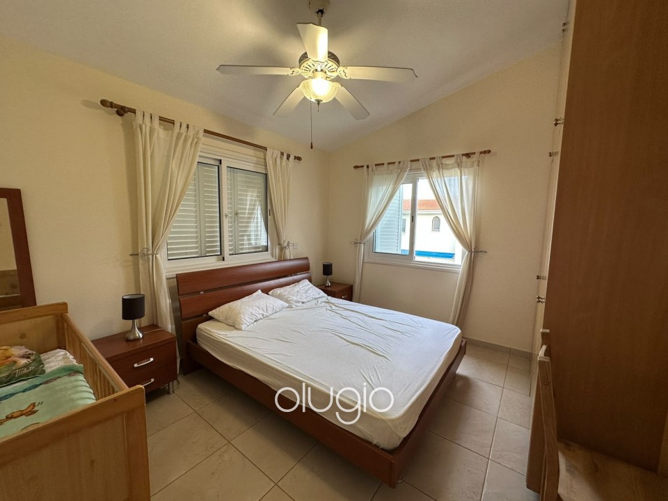 Detached Villa For Rent in Coral Bay