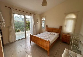 Detached Villa For Rent in Coral Bay