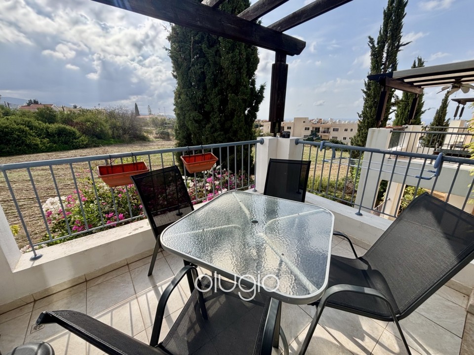 Apartment For Sale in Peyia