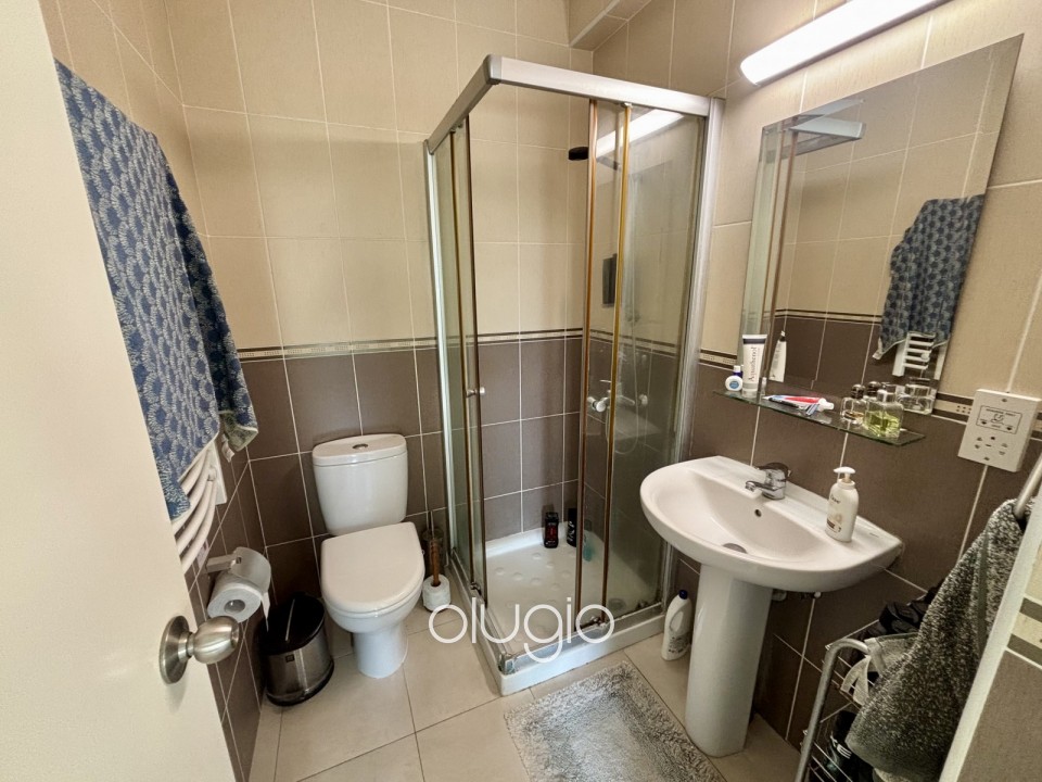 Apartment For Sale in Peyia