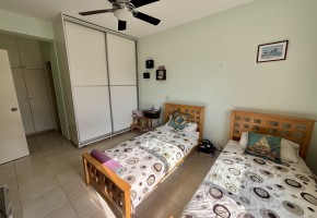 Apartment For Sale in Peyia