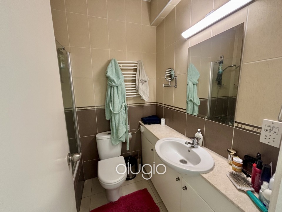 Apartment For Sale in Peyia
