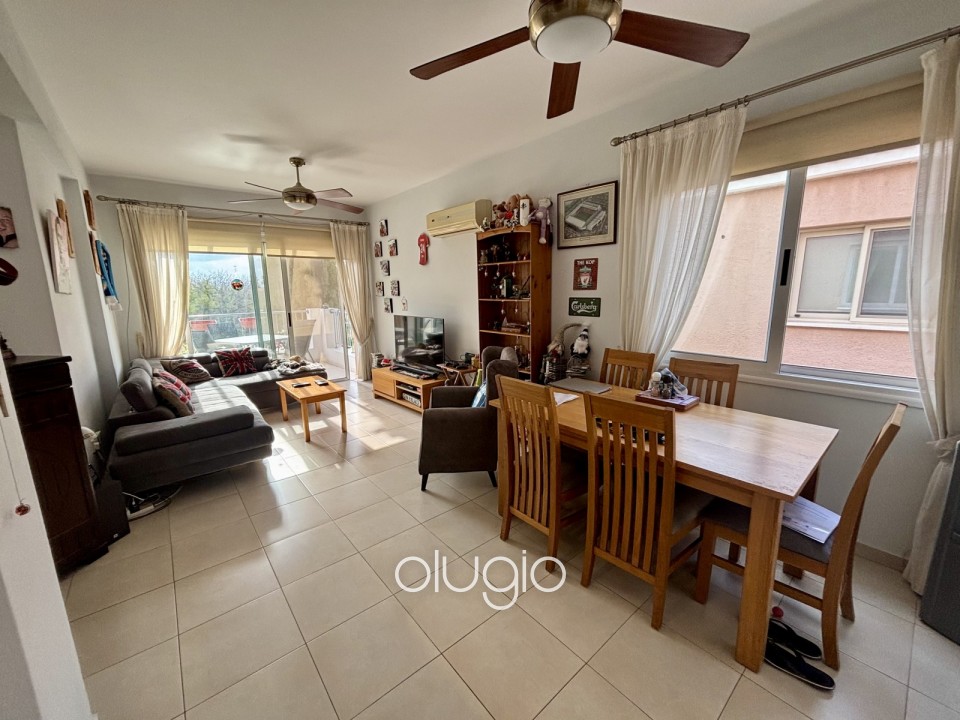 Apartment For Sale in Peyia