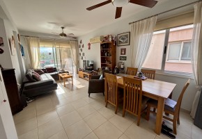 Apartment For Sale in Peyia