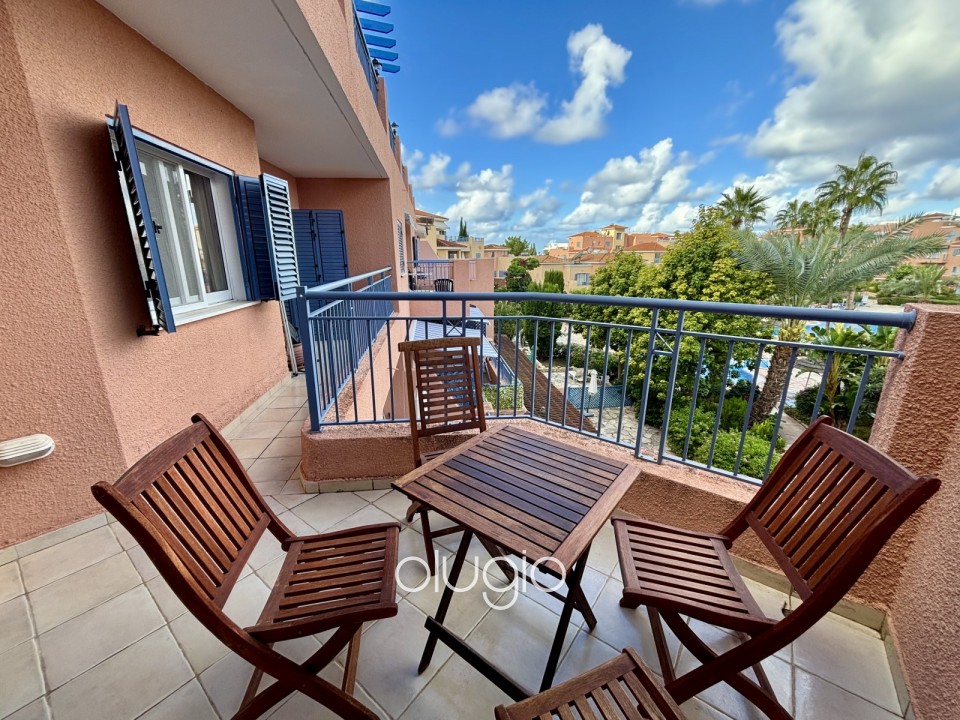 Apartment For Sale in Kato Paphos