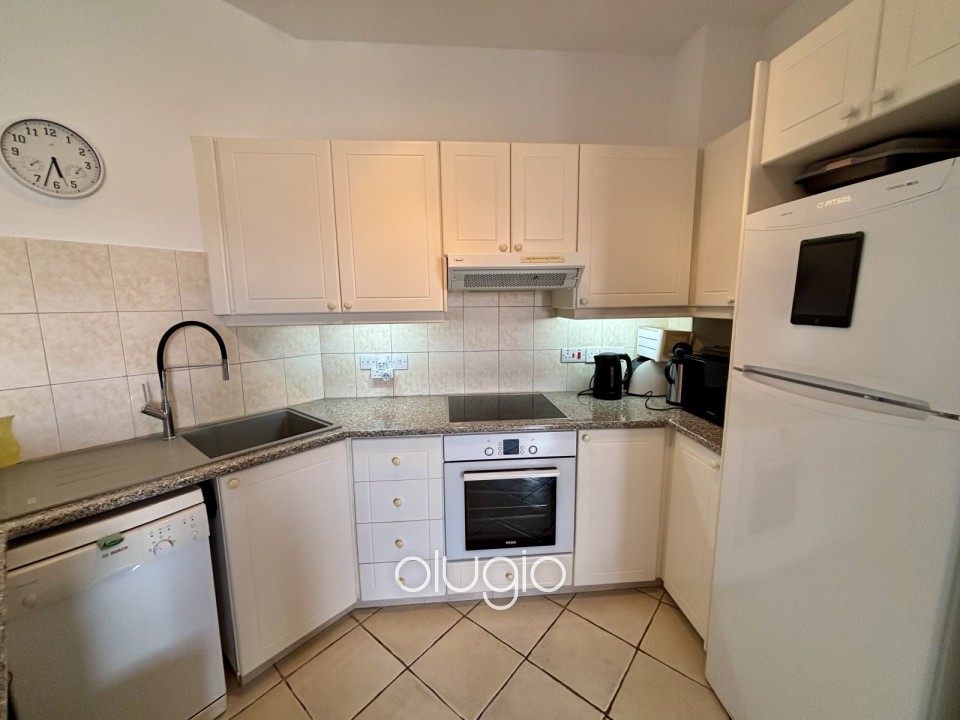 Apartment For Sale in Kato Paphos