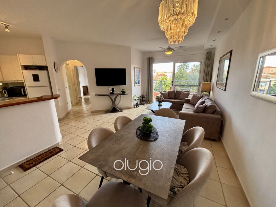 Apartment For Sale in Kato Paphos