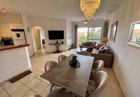 Apartment For Sale in Kato Paphos
