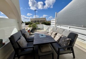 Town House For Sale in Peyia