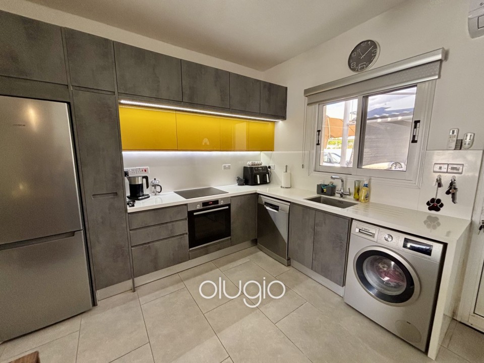 Town House For Sale in Peyia