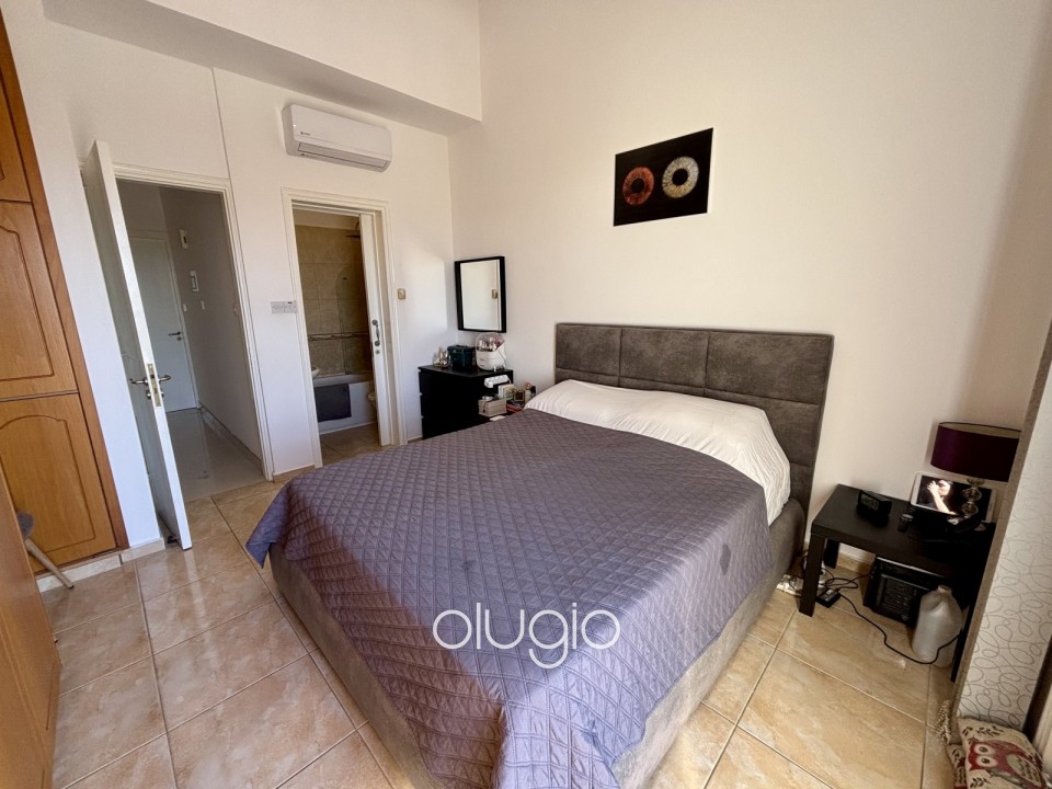 Town House For Sale in Peyia
