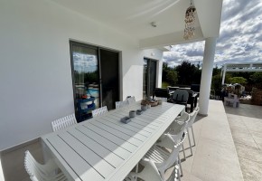 Detached Villa For Sale in Sea Caves - St.George