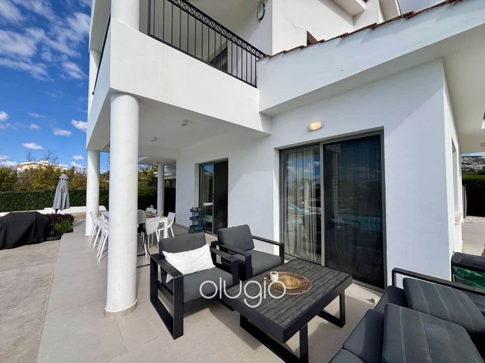 Detached Villa For Sale in Sea Caves - St.George